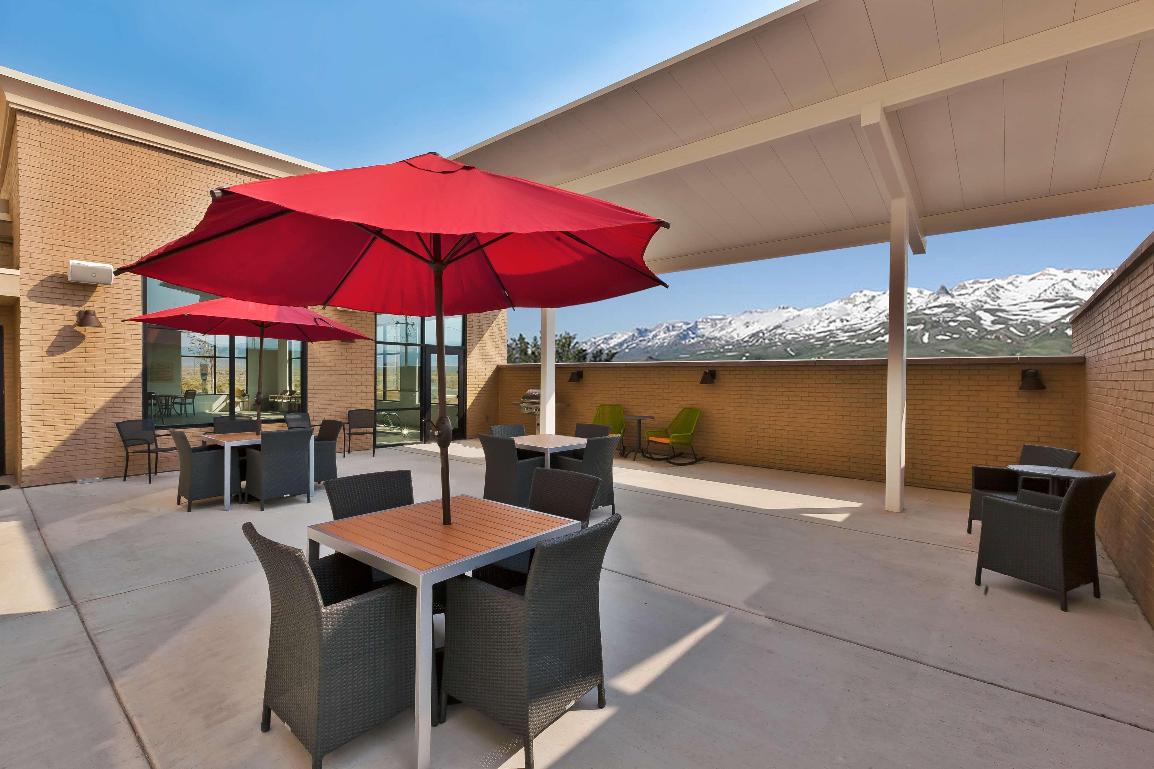 Hampton Inn & Suites Wells, Nv Exterior photo
